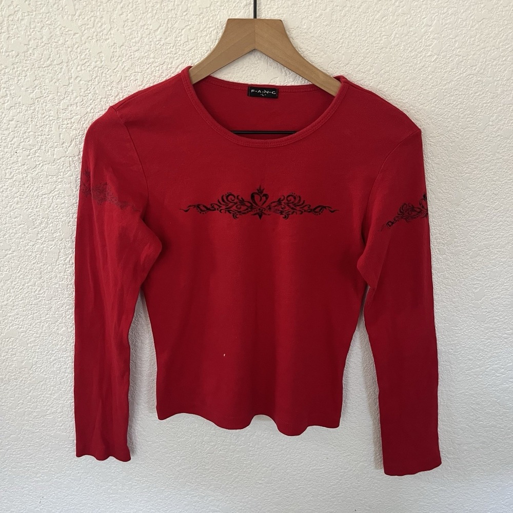 Vintage Fang Long Sleeve Women's shirt size Large Red Felt Tribal Y2K